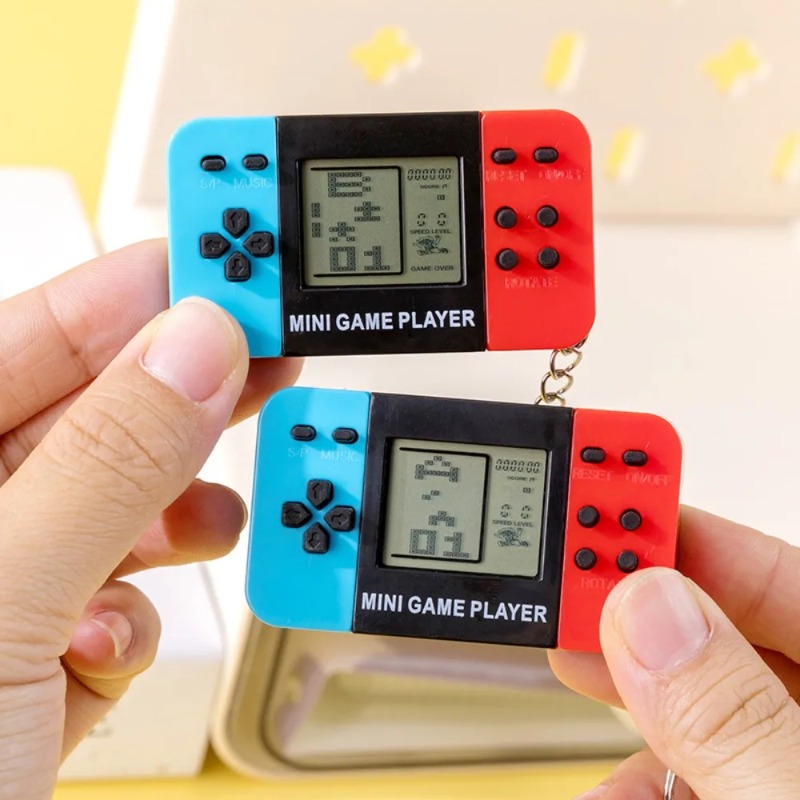 Retro Classic Tetris Game Hand - Gaming Console Keychain recension och pris